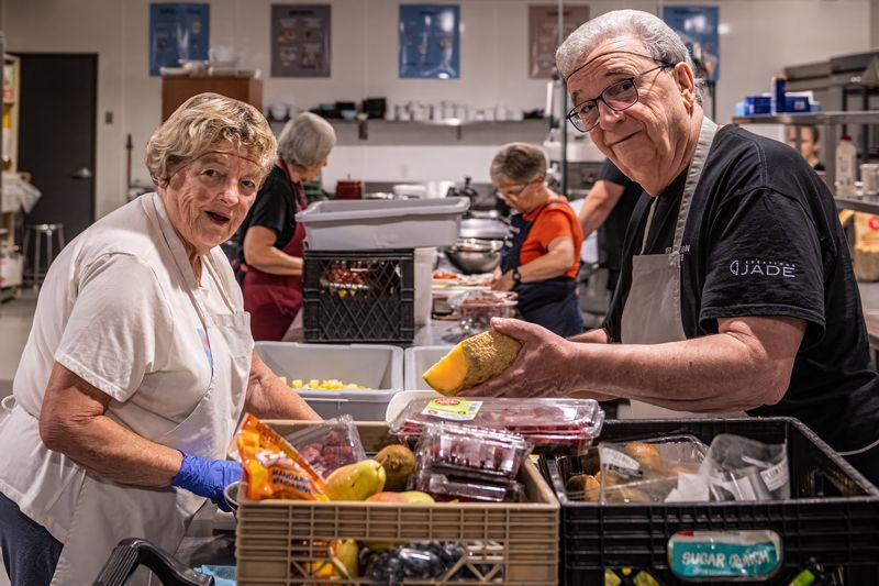 Un don de 36,000 repas à Moisson Estrie